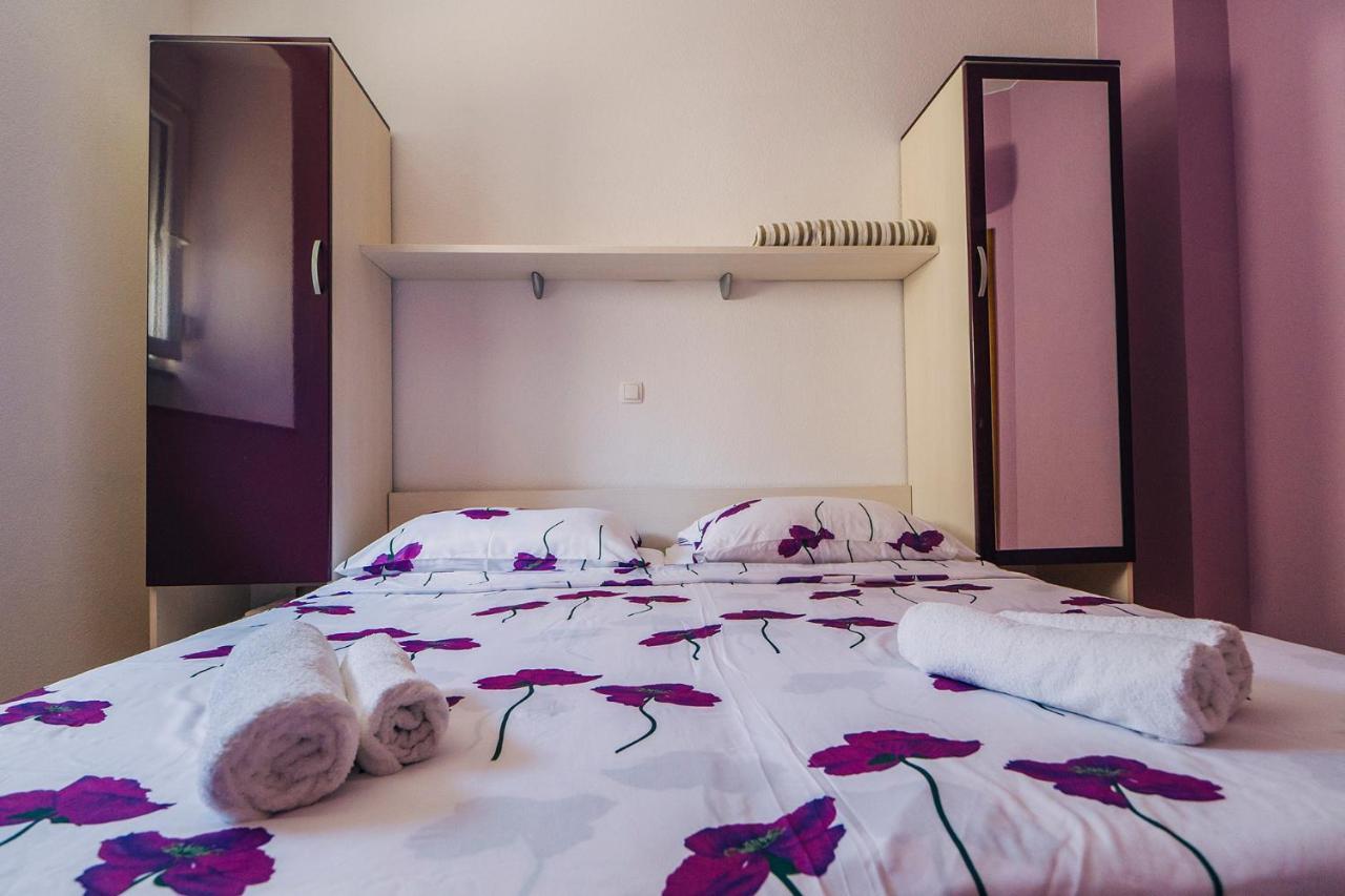 Apartments Luxur Center Baška Voda Eksteriør billede