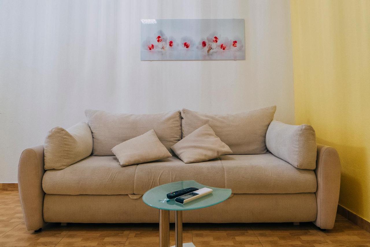 Apartments Luxur Center Baška Voda Eksteriør billede