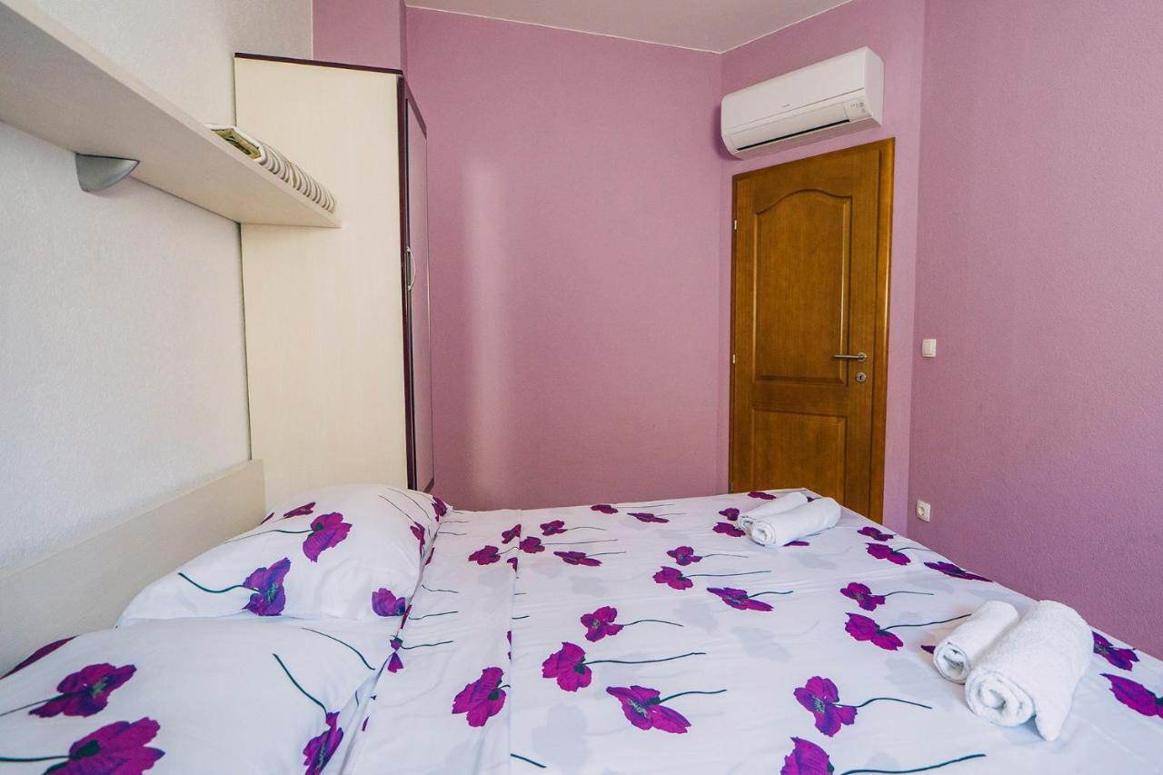 Apartments Luxur Center Baška Voda Eksteriør billede