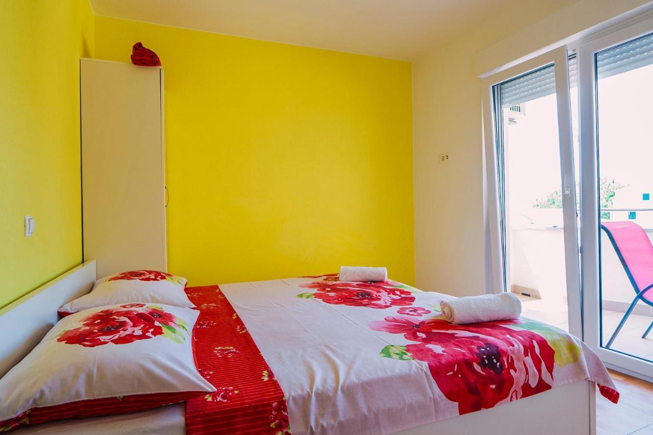 Apartments Luxur Center Baška Voda Eksteriør billede