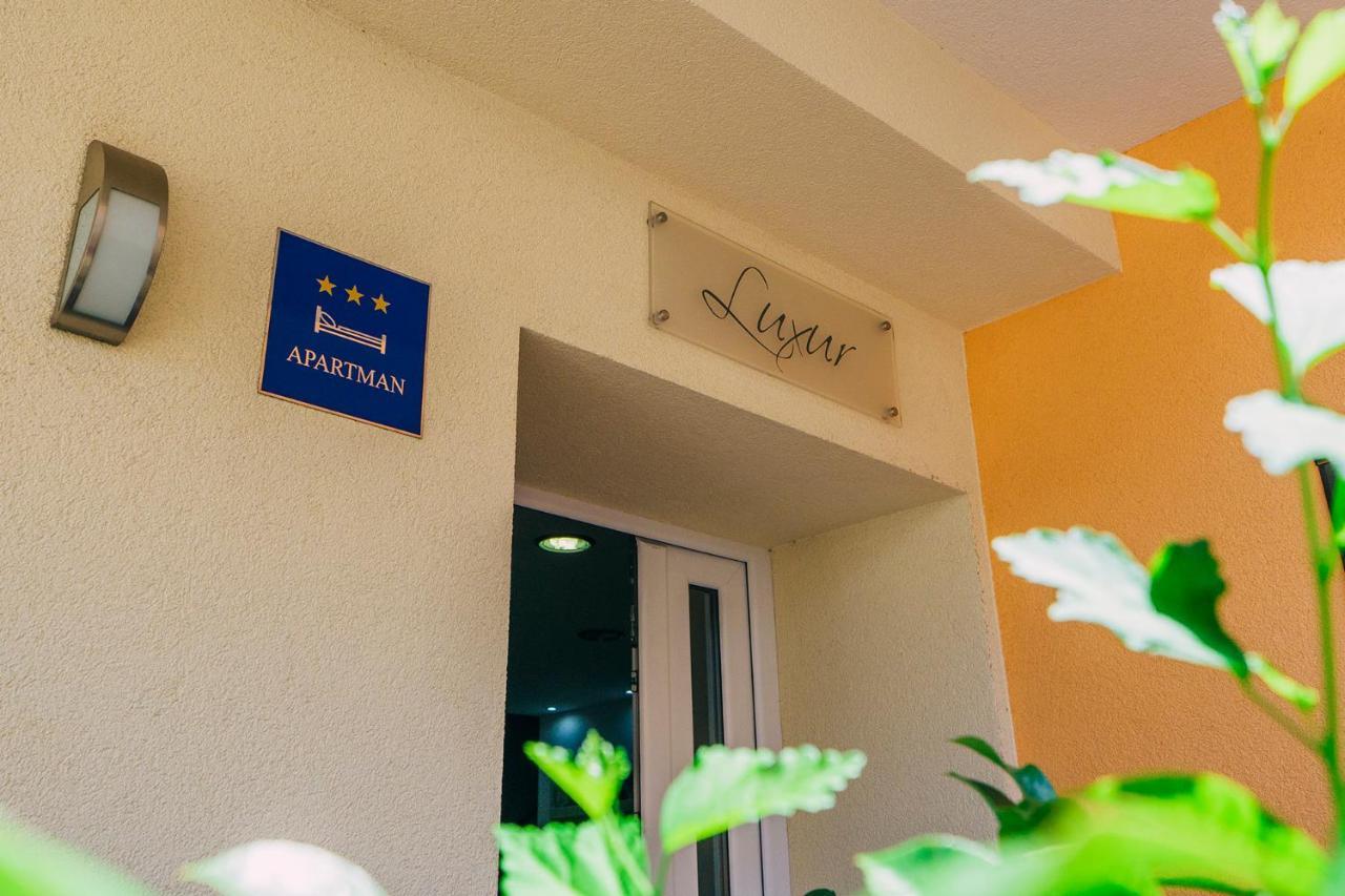 Apartments Luxur Center Baška Voda Eksteriør billede