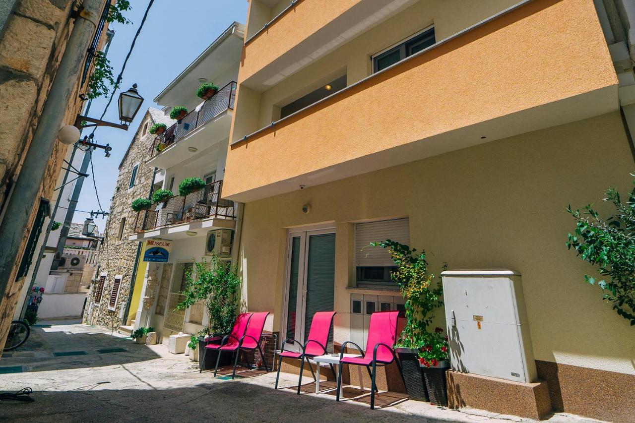 Apartments Luxur Center Baška Voda Eksteriør billede