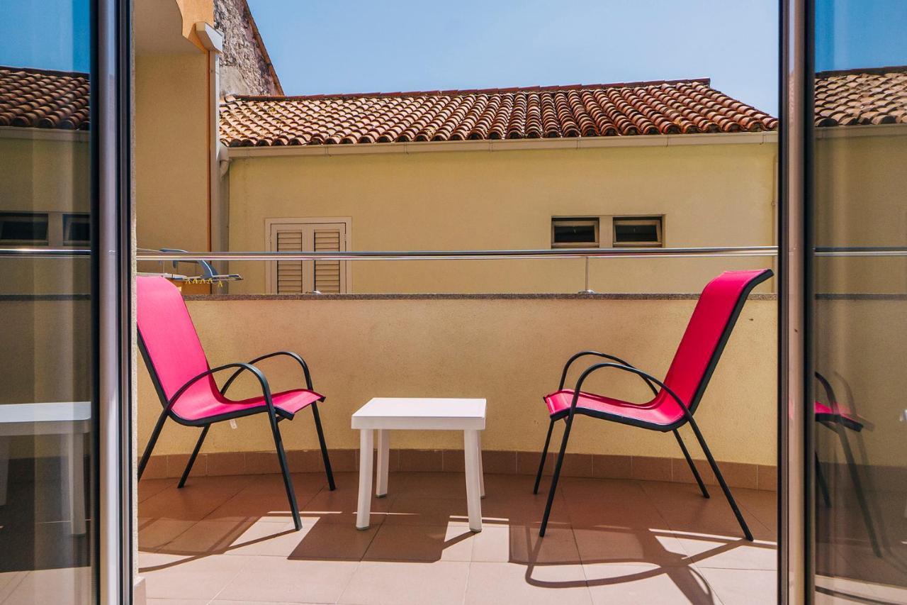 Apartments Luxur Center Baška Voda Eksteriør billede